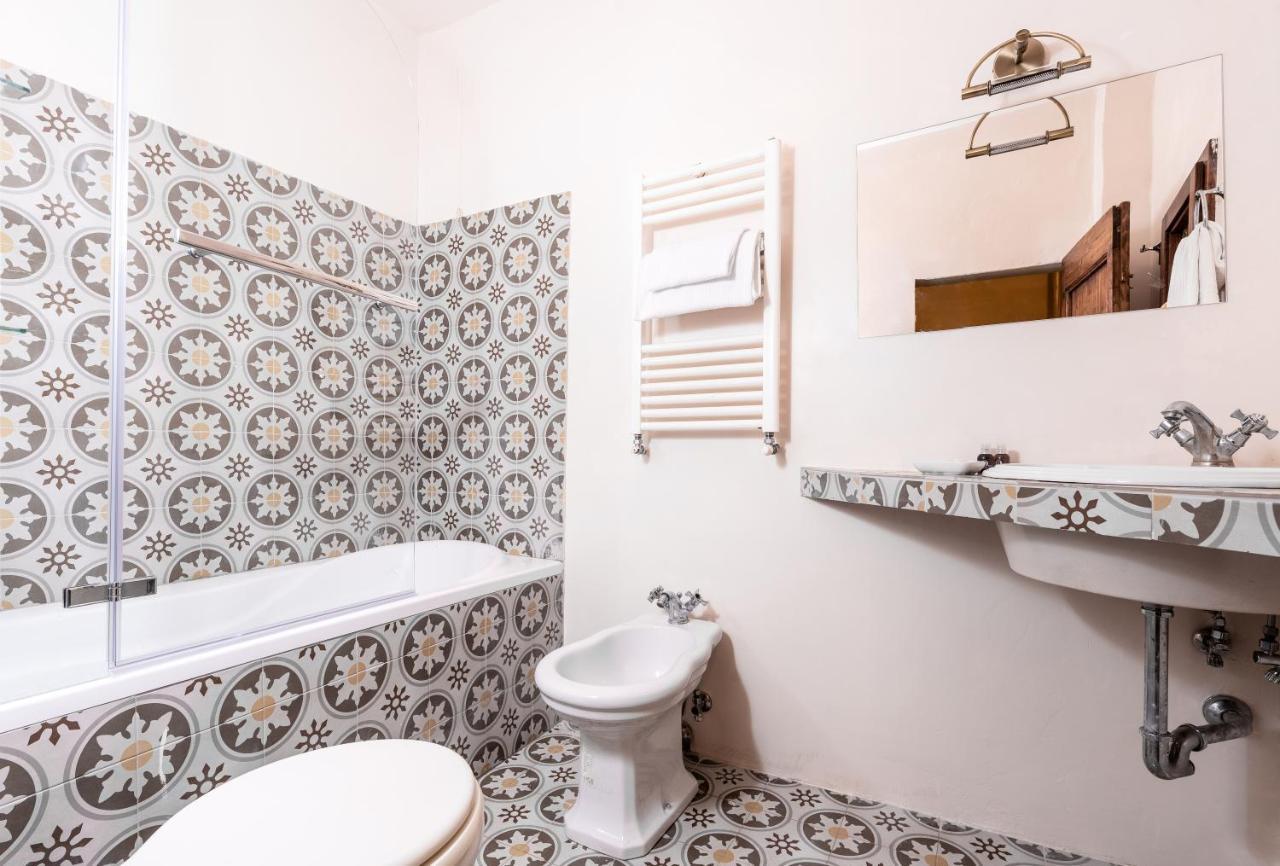 Appartamento Florentine Palazzo,4 Bedrooms,historic Center *